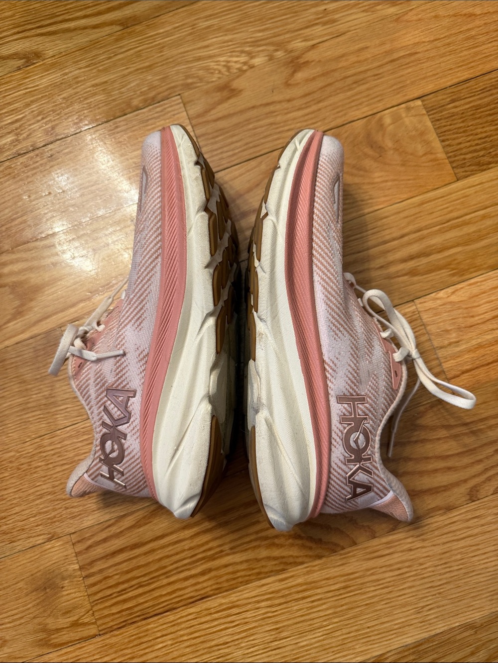 Hoka Clifton Women's Rose Gold Pink Running Sneakers Shoes sz 9.5 reg width - Picture 6 of 13